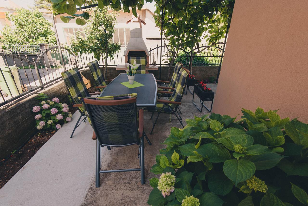Apartments Sunny Garden Brodarica  Dış mekan fotoğraf