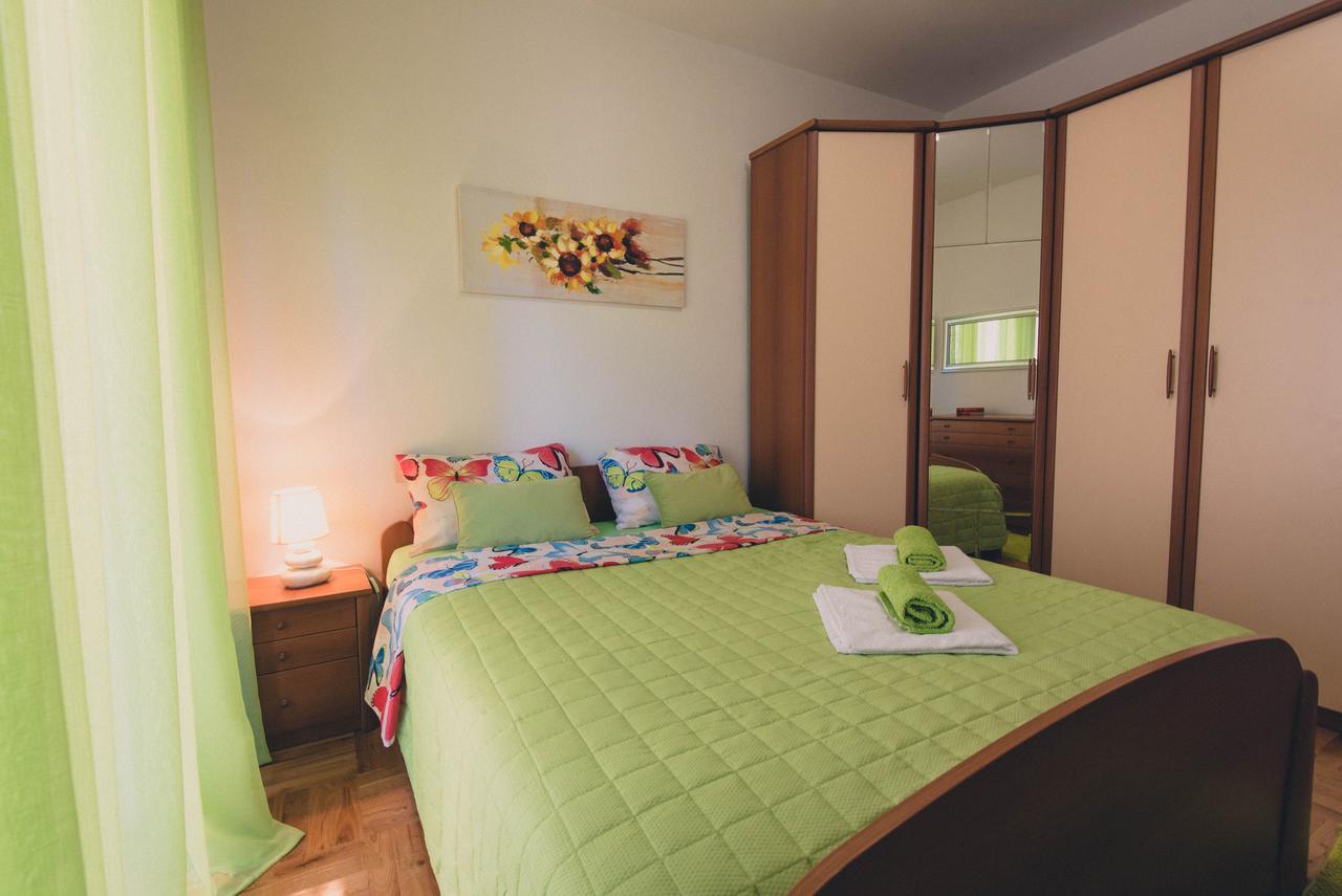 Apartments Sunny Garden Brodarica  Dış mekan fotoğraf