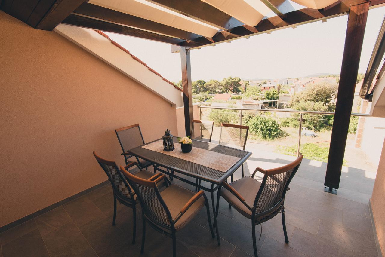 Apartments Sunny Garden Brodarica  Dış mekan fotoğraf
